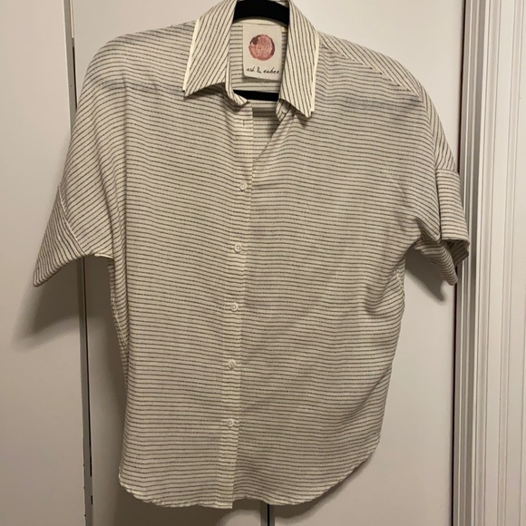 Button down blouse - Picture 1 of 2